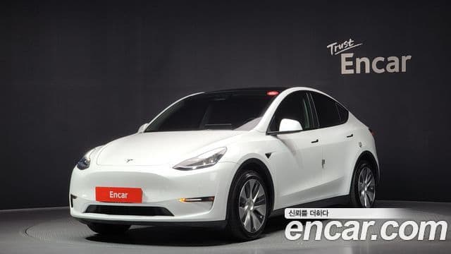 Tesla модель Y Long Range AWD, 2022 1