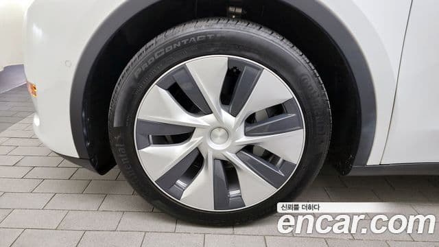 Tesla модель Y Long Range AWD, 2022 все фото