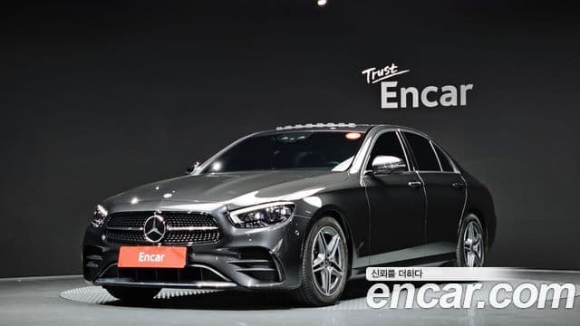 Mercedes-Benz E-класс W213 AMG Line, 2023 1