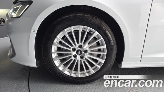 Audi A6 (C8) Premium, 2021 все фото