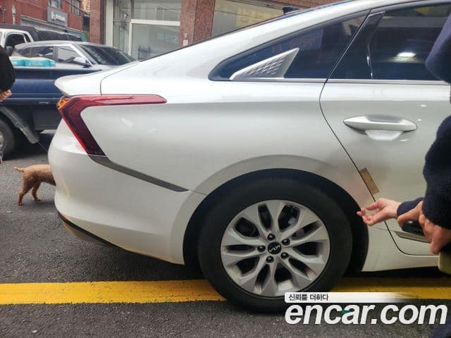 Kia K8 Trendy(арендный автомобиль), 2022 4