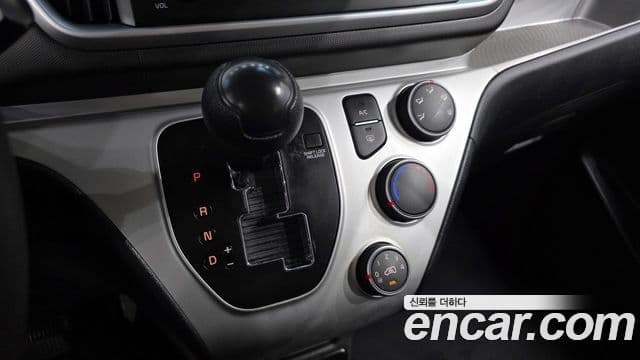 Kia The / новый New Ray люксовая версия, 2018 9