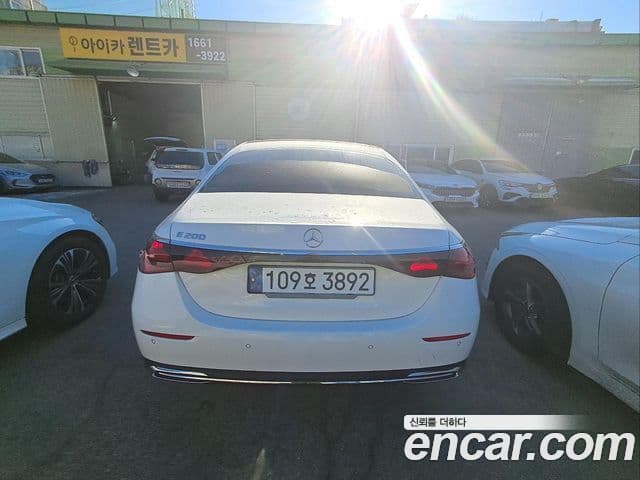 Mercedes-Benz E-класс W214 Avantgarde, 2025 4