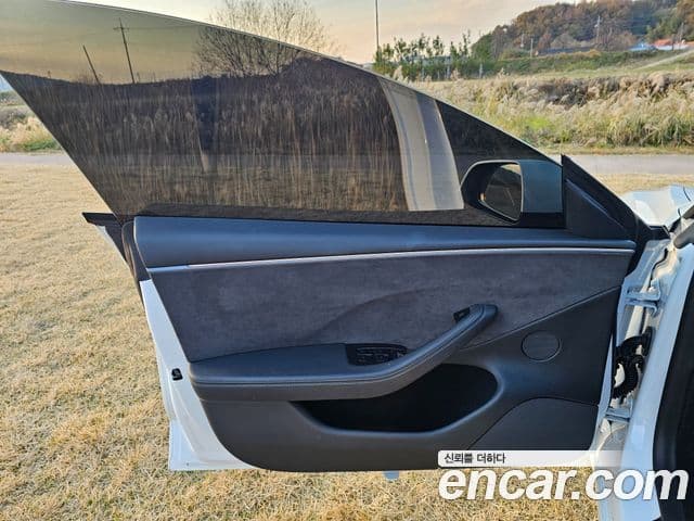 Tesla модель 3 Long Range AWD, 2025 12