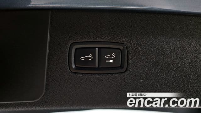 Porsche Cayenne (PO536), 2019 17