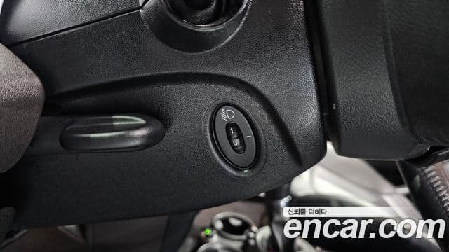 Mini Cooper D 2세대, 2013 17