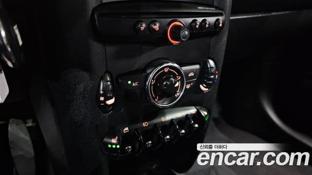 Mini Cooper D 2세대, 2013 18