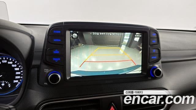 Hyundai Kona Modern tech, 2018 17