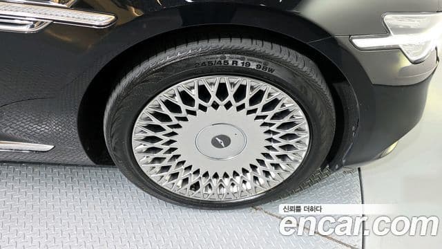 Genesis G90 Luxury, 2022 все фото