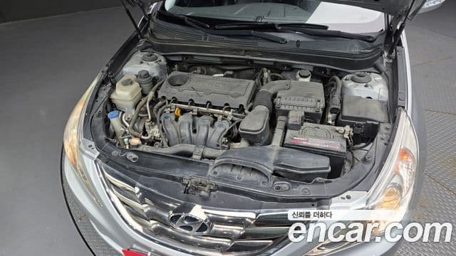 Hyundai YF Sonata топовая версия, 2010 6