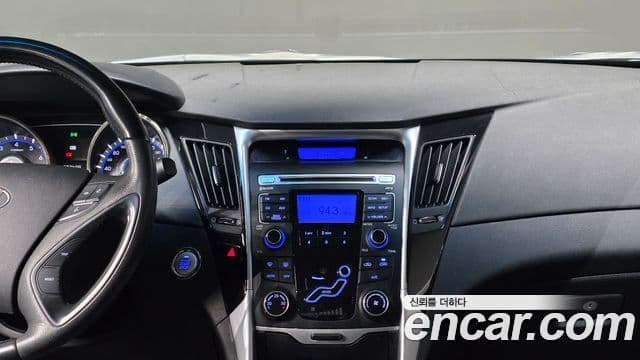 Hyundai YF Sonata топовая версия, 2010 16