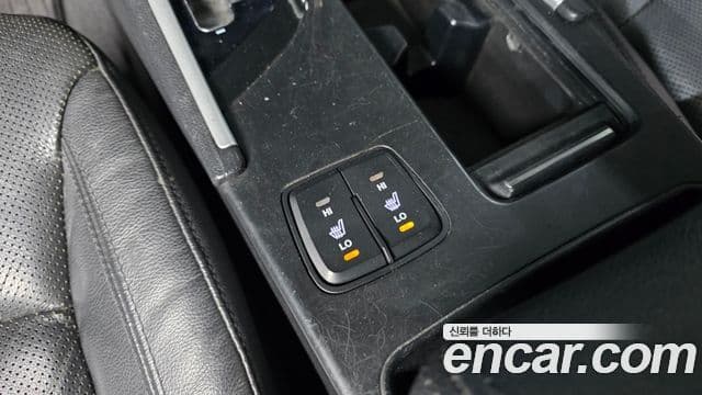 Hyundai YF Sonata топовая версия, 2010 17