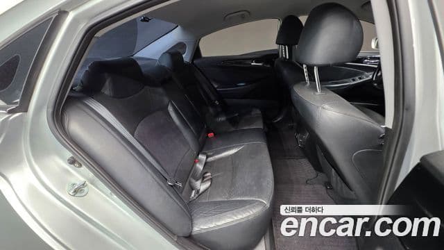 Hyundai YF Sonata топовая версия, 2010 20