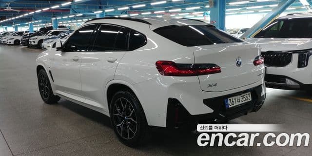 BMW X4 (G02) xDrive20i M Sport, 2022 все фото
