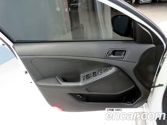 Kia The / новый New K5 Luxury, 2014 15