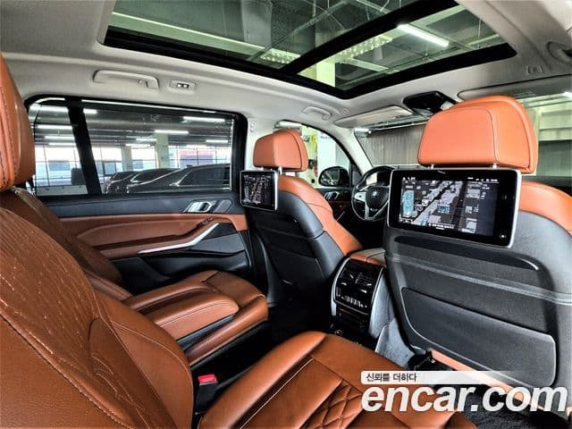 BMW X7 (G07) xDrive 40d Design Pure Excellence 6인승, 2021 6