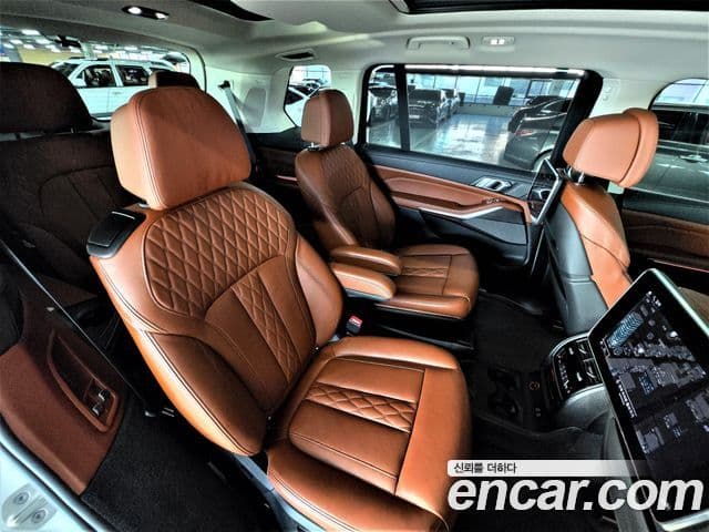BMW X7 (G07) xDrive 40d Design Pure Excellence 6인승, 2021 12