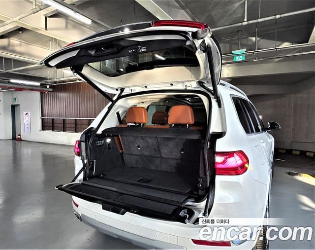 BMW X7 (G07) xDrive 40d Design Pure Excellence 6인승, 2021 19
