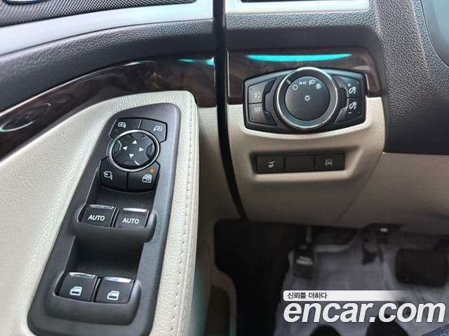 Ford Explorer 5세대, 2015 20