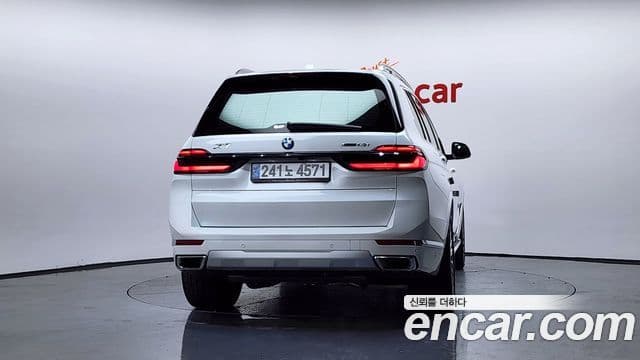 BMW X7 (G07) xDrive 40i Design Pure Excellence 7인승, 2024 4