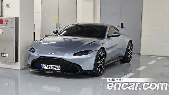 Aston Martin 밴티지 2세대 4.0 V8 купе, 2020 1