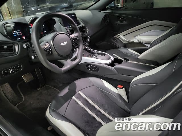 Aston Martin 밴티지 2세대 4.0 V8 купе, 2020 8