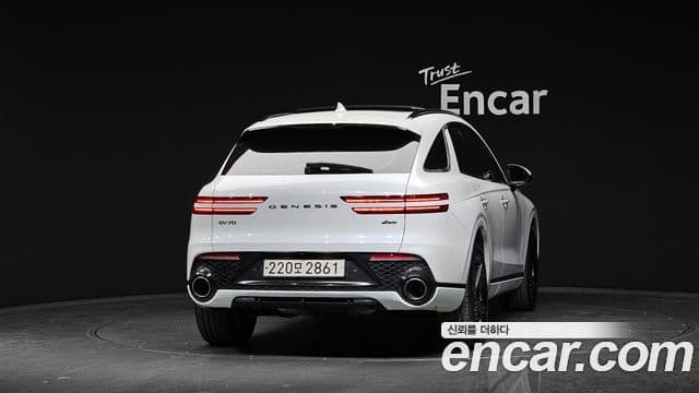 Genesis GV70, 2021 4