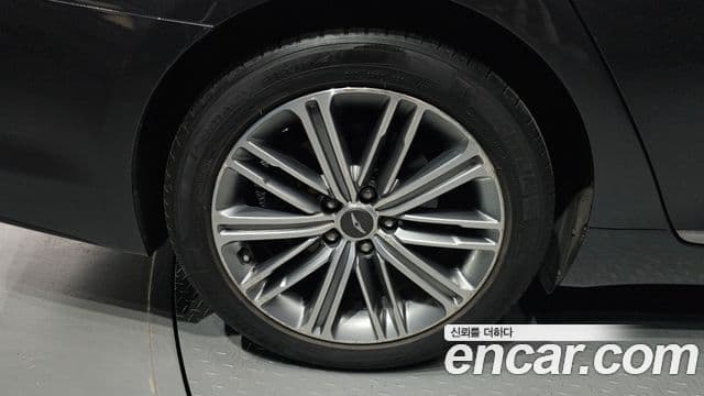 Genesis G80 Luxury, 2019 все фото