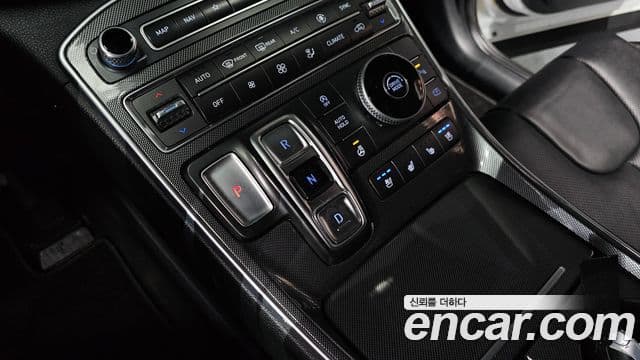 Hyundai The / новый New Santa Fe Prestige, 2023 9