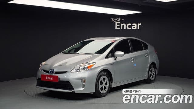 Toyota 프리우스 1.8 E, 2015 1