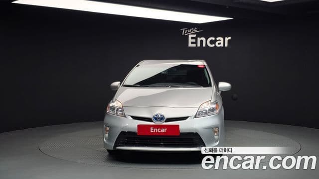 Toyota 프리우스 1.8 E, 2015 3