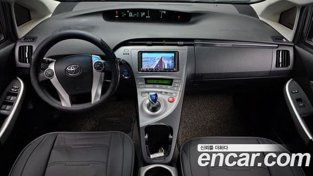 Toyota 프리우스 1.8 E, 2015 7