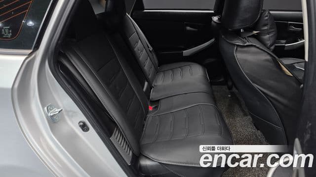 Toyota 프리우스 1.8 E, 2015 12