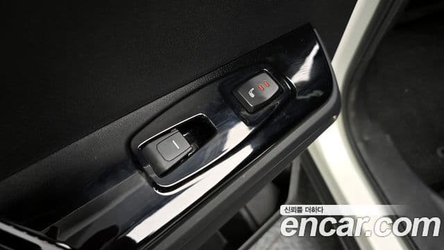 KG모빌리티(SsangYong) Torres EVX E7, 2024 19