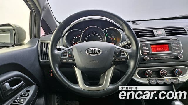 Kia The / новый New Pride Trendy, 2015 13