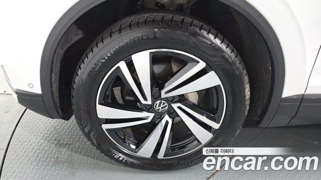 Volkswagen Touareg 3세대 Premium, 2021 все фото