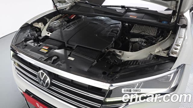 Volkswagen Touareg 3세대 Premium, 2021 6