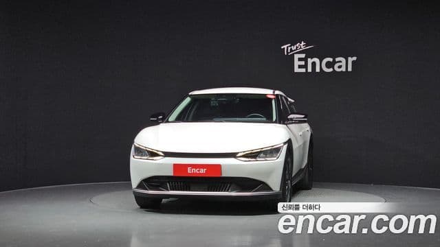 Kia EV6 Air, 2022 3