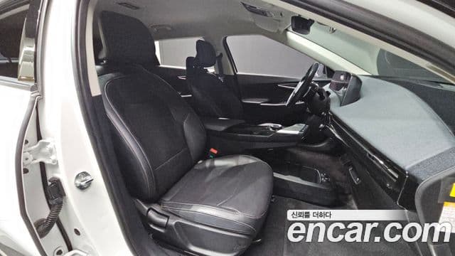 Kia EV6 Air, 2022 11