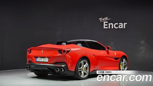 Ferrari 포르토피노 3.9 V8, 2019 2