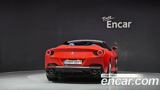 Ferrari 포르토피노 3.9 V8, 2019 4