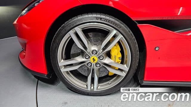 Ferrari 포르토피노 3.9 V8, 2019 все фото