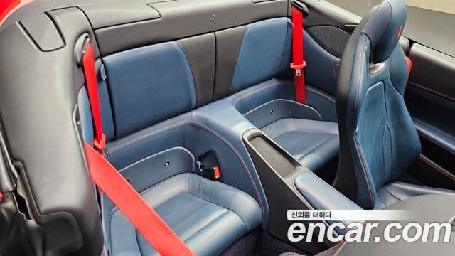 Ferrari 포르토피노 3.9 V8, 2019 15