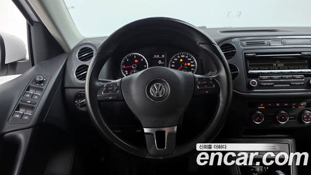 Volkswagen New Tiguan 5N, 2016 13