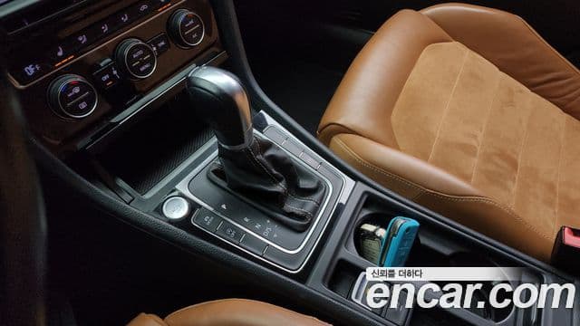 Volkswagen Гольф 7세대 2.0 TDI 40th Edition, 2015 15