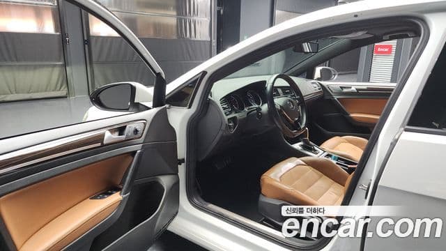 Volkswagen Гольф 7세대 2.0 TDI 40th Edition, 2015 8