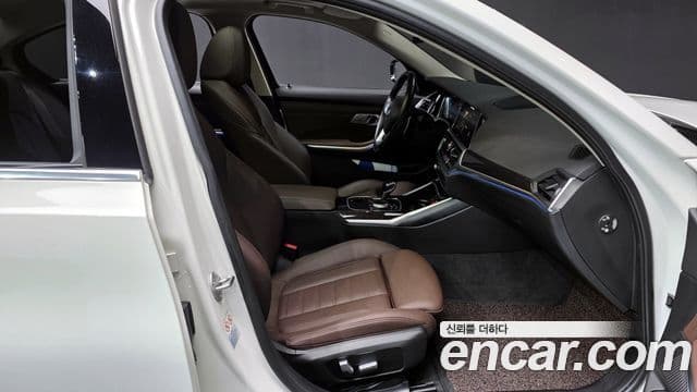 BMW 3시리즈 (G20) Luxury, 2022 11