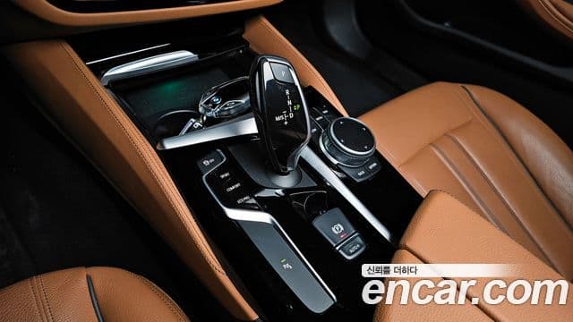 BMW 5시리즈 (G30) Luxury, 2020 9