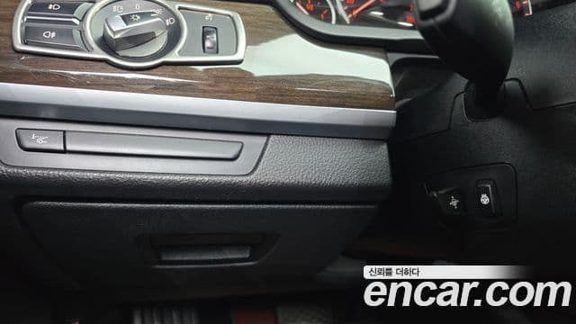 BMW 7시리즈 (F01) 740Li, 2009 16