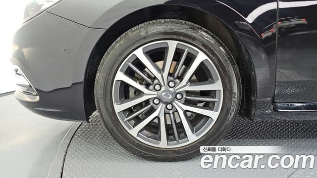 Renault Korea(Samsung) SM7 Nova LPLI 2.0 LPe для людей с инвалидностью, 2017 все фото